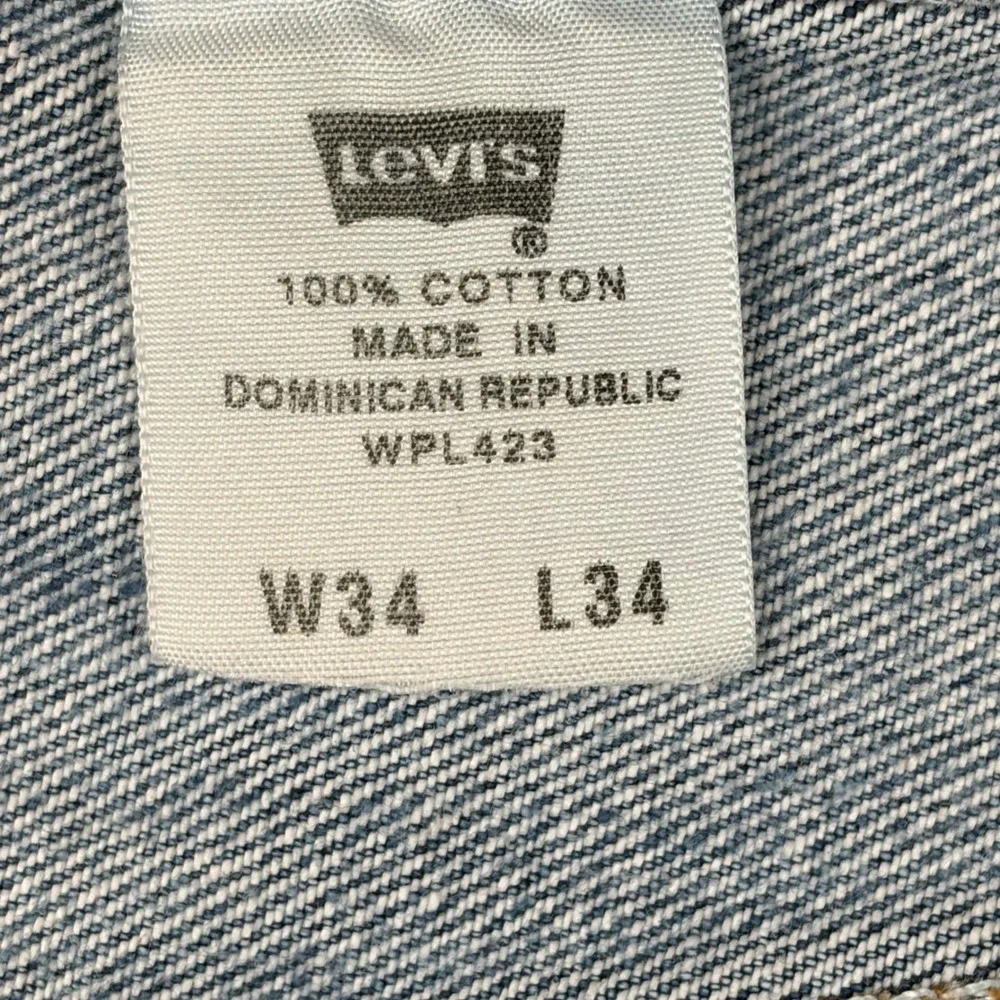 Levis 501 Mens Straight Leg Jeans 34x34‎ Light Wash Distressed Button Fly 0193